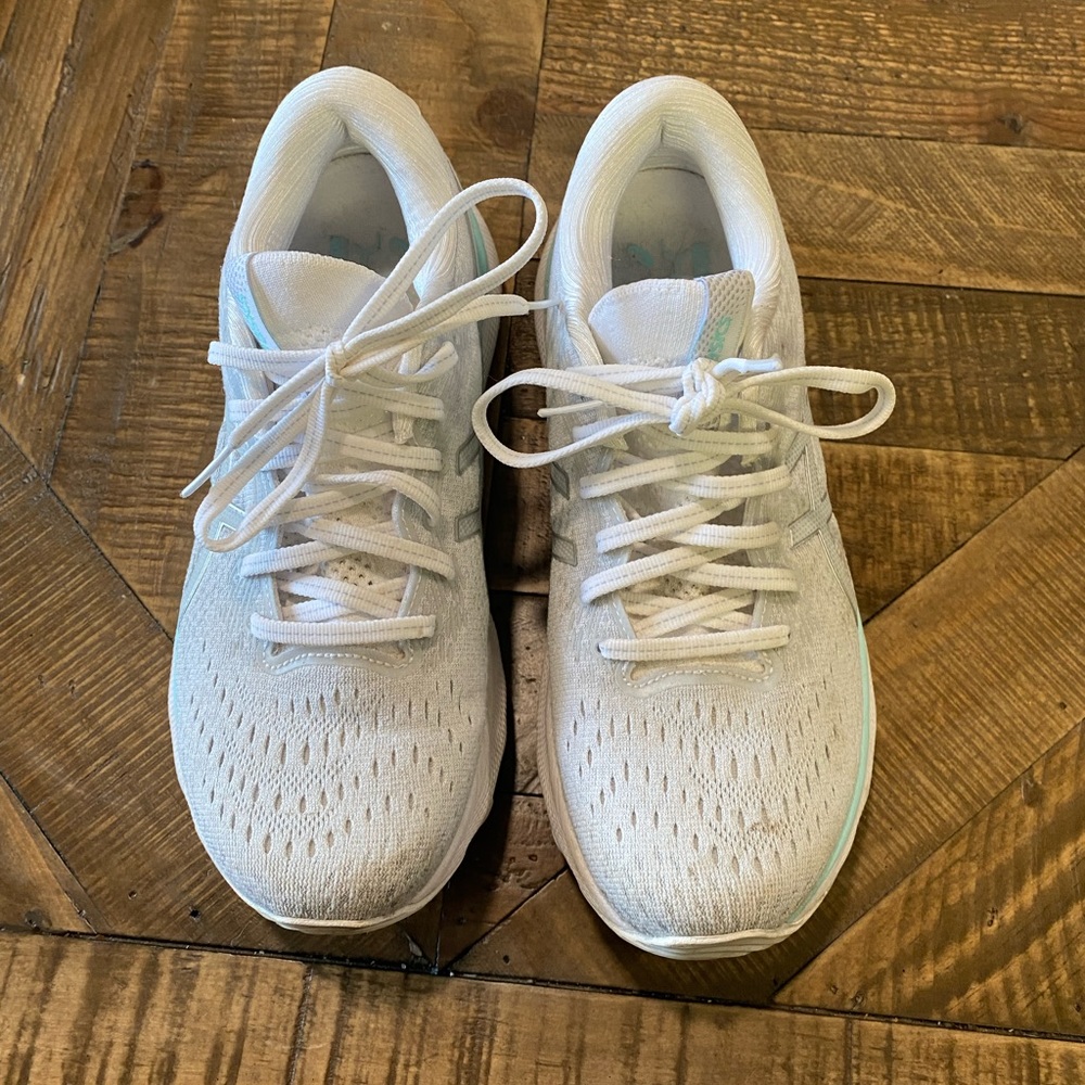 ASICS nimbus 24